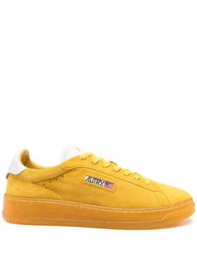 Autry Dallas Sneakers In Yellow