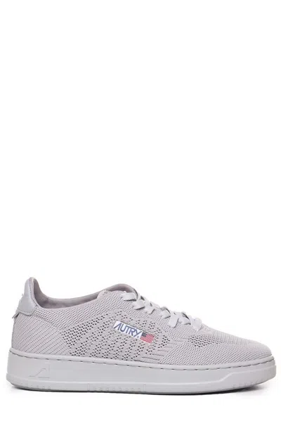 Autry Easeknit Logo Patch Sneakers In Grey