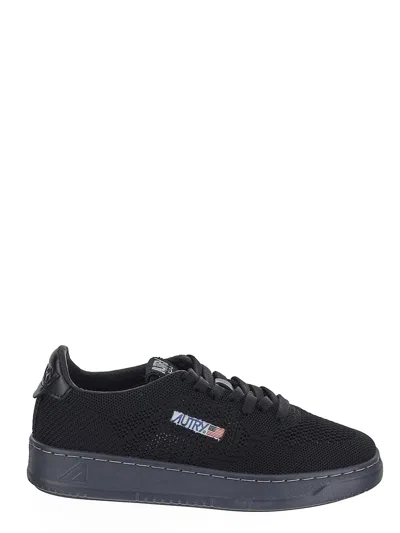 Autry Easeknit Low Trainers In Black