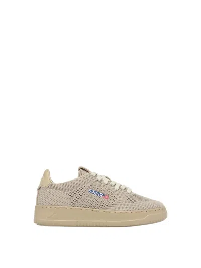 Autry Easeknit Low Sneakers In Mojave Desert Color Fabric In Brown