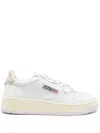 Autry Low Top Sneakers Logoed Heel In White