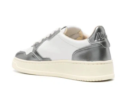 Autry Low Top Medalist Leather Sneakers In Multicolor
