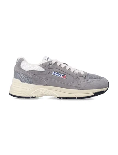 Autry Futuristic Running-inspired Mini Sneakers For Men In Gray