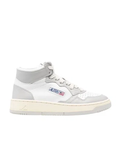 Autry High-top Leisure Sneakers In White