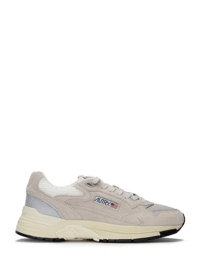 Autry Hyperway Low Men's Sneakers In White