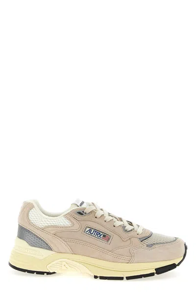 AUTRY 'HYPERWAY LOW' SNEAKERS