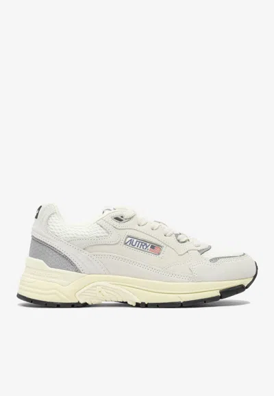 Autry Hyperway Low-top Sneakers In Gray