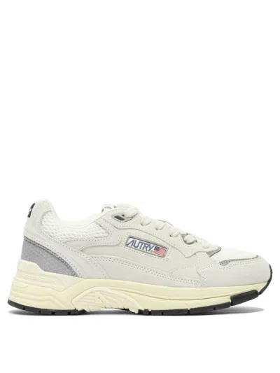 Autry Hyperway Sneakers In Gray