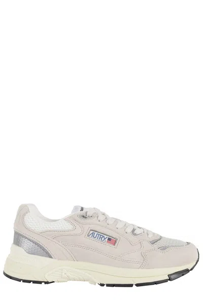 Autry Hyperway Man Sneakers In Multi