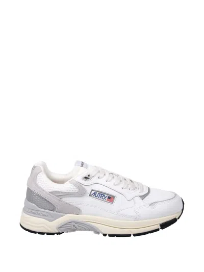 Autry Hyperway Panelled Sneakers In White