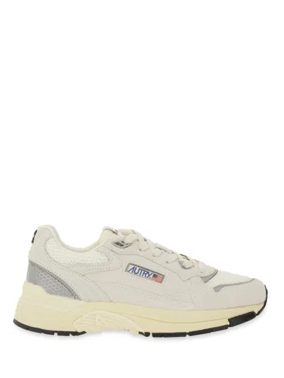 Autry "hyperway" Sneaker In White