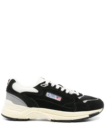 Autry 'hyperway' Sneakers In Black