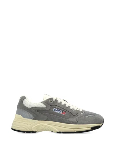 Autry Futuristic Running-inspired Mini Sneakers For Men In Gray
