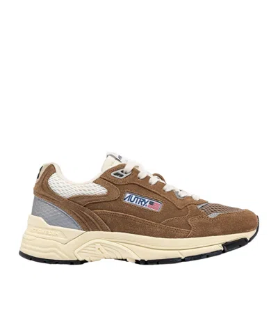 Autry Hyperway Sneakers In Cigar And Silver Mesh And Suede In Brown