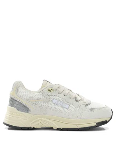 AUTRY AUTRY "HYPERWAY" SNEAKERS