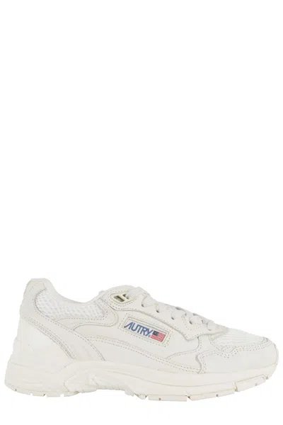 Autry Hyperway Sneakers With Leather-mesh Upper