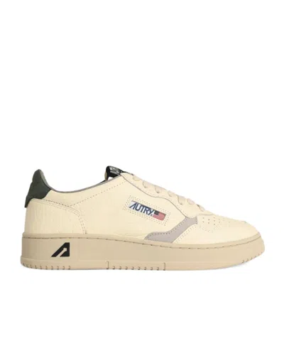 Autry Lace-up Low-cut Casual Shoes In Nude