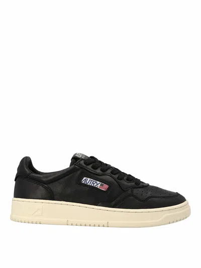 Autry Lace-up Low-top Sneakers In Negro