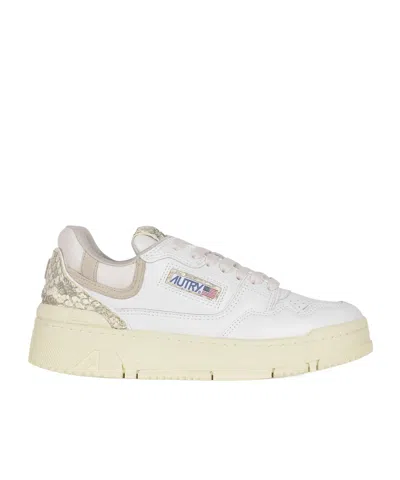 Autry Laced Sneakers In Nude