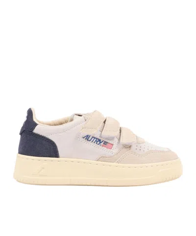 Autry Lace-up Sneakers In Beige