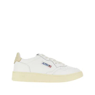 Autry Leather Medalist Low Sneakers