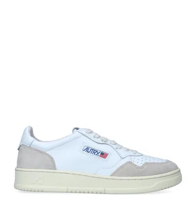Autry Medalist Low-top Leather Trainers In White