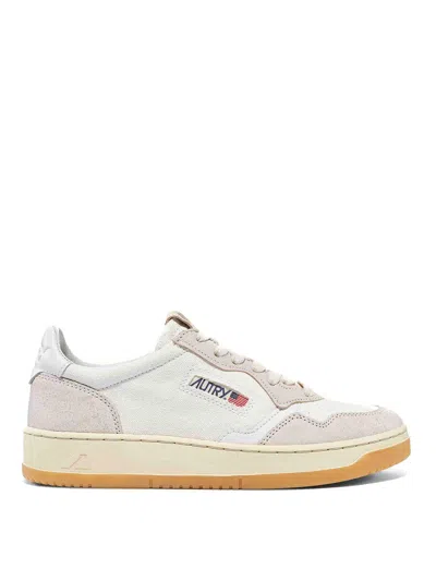 Autry Leather Medalist Sneakers In White