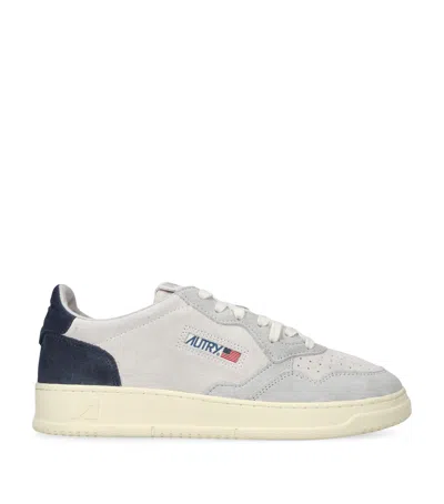 Autry Leather Medalist Tri Sneakers In Blue