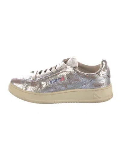 Pre-owned Autry Leather Sneakers