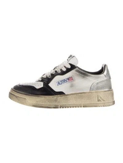 Pre-owned Autry Leather Sneakers In Black