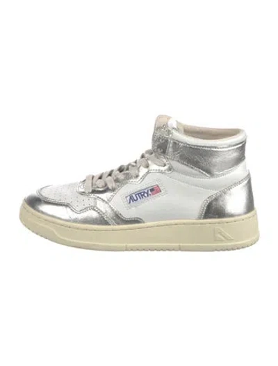 Pre-owned Autry Leather Sneakers In White