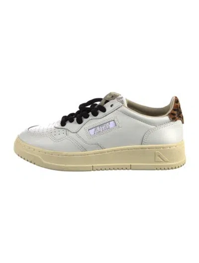 Pre-owned Autry Leather Sneakers In White