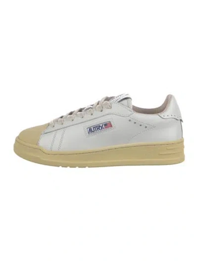 Pre-owned Autry Leather Sneakers In White