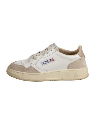 Pre-owned Autry Leather Sneakers In White