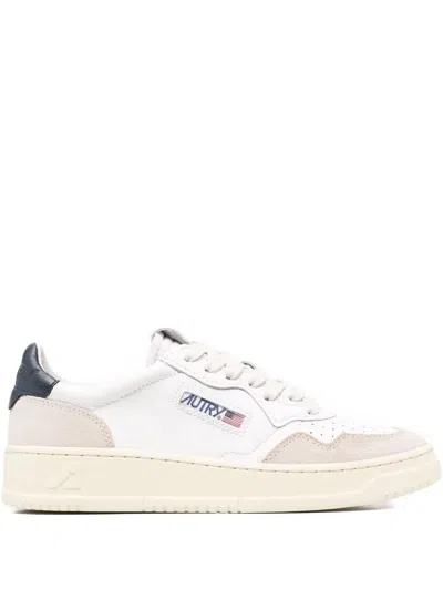 Autry Logo-patch Lace-up Fastening Sneakers In White