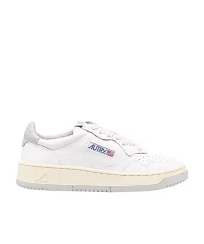 Autry Logo-patch Lace-up Sneakers In White