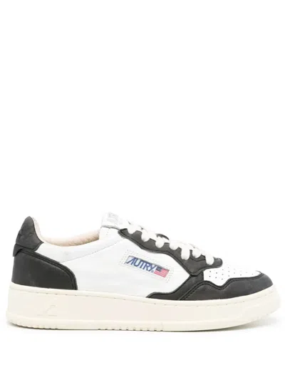 AUTRY LOGO-PATCH LEATHER SNEAKERS