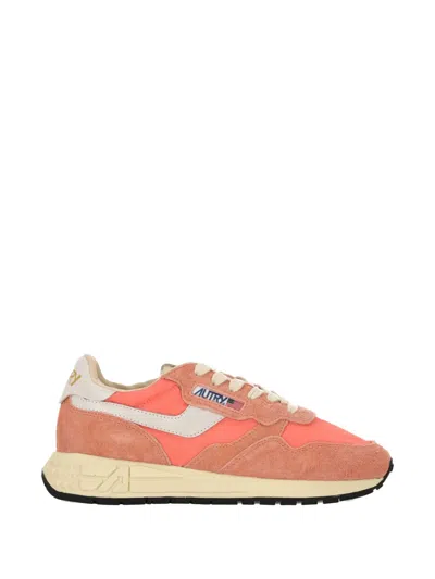 Autry Retro Runner Sneakers In Neutral