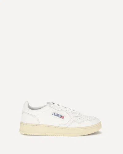 Autry Low 01 Sneakers In White