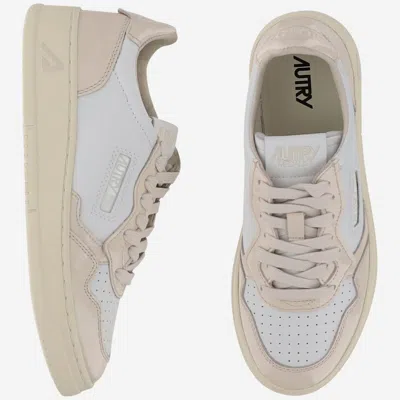 AUTRY AUTRY LOW MEDALIST LEATHER SNEAKERS