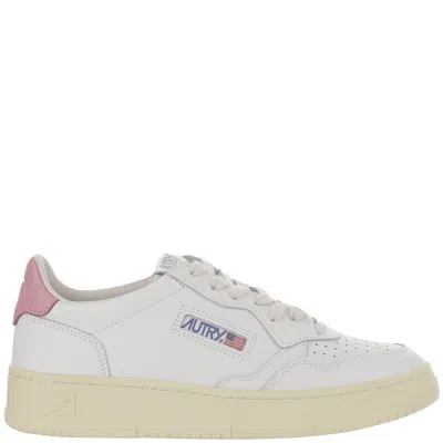 AUTRY LOW MEDALIST LEATHER SNEAKERS