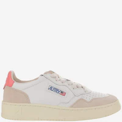 Autry Low Medalist Sneakers In White