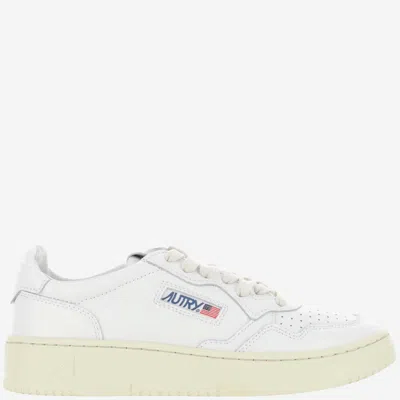 Autry Low Medalist Sneakers