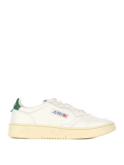 Autry Low Medalist Sneakers In Leather In White