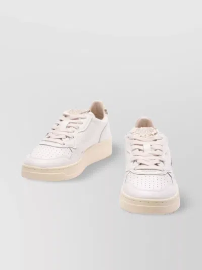 Autry "low Medalist" Woman Sneakers