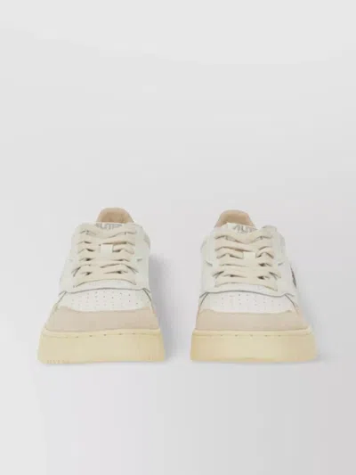 Autry Low Sneaker Featuring Medalist Elements In White