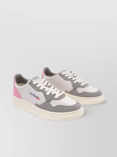 Autry Low Top Leather Medalist Sneakers In Gray
