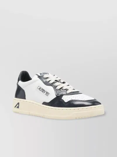 Autry Low Top Medalist Sneakers In Black