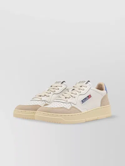 Autry Low Top Medalist Sneakers In Neutral