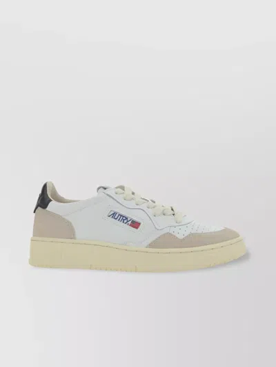 Autry Low Top Medalist Sneakers
